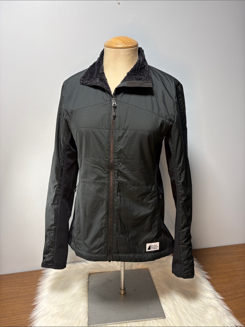 MEC Pace Hybrid Softshell Jacket